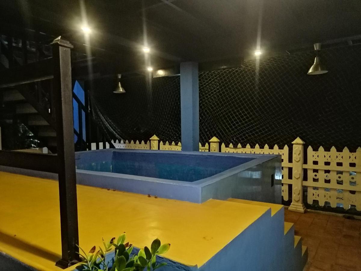 Le Petit Hotel & Restaurant Νεγκόμπο Εξωτερικό φωτογραφία